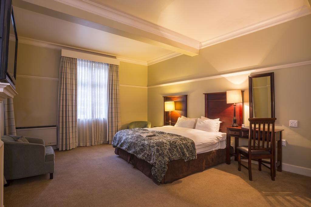 Imperial Hotel By Misty Blue Hotels ปีเตอร์มาริตซ์เบิร์ก ภายนอก รูปภาพ
