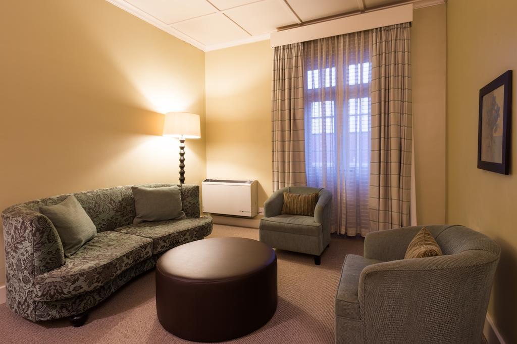 Imperial Hotel By Misty Blue Hotels ปีเตอร์มาริตซ์เบิร์ก ภายนอก รูปภาพ