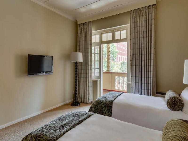 Imperial Hotel By Misty Blue Hotels ปีเตอร์มาริตซ์เบิร์ก ภายนอก รูปภาพ