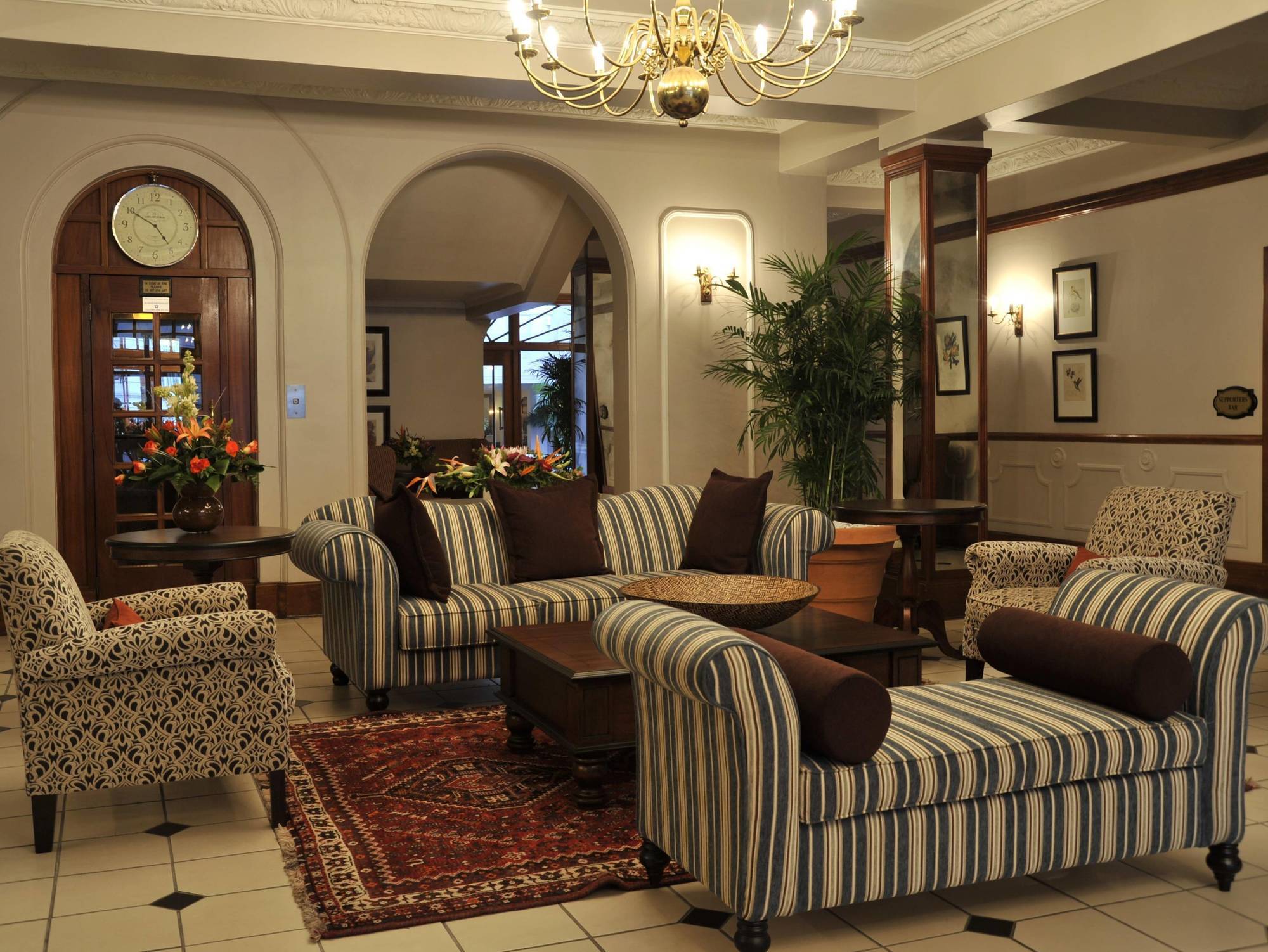 Imperial Hotel By Misty Blue Hotels ปีเตอร์มาริตซ์เบิร์ก ภายนอก รูปภาพ